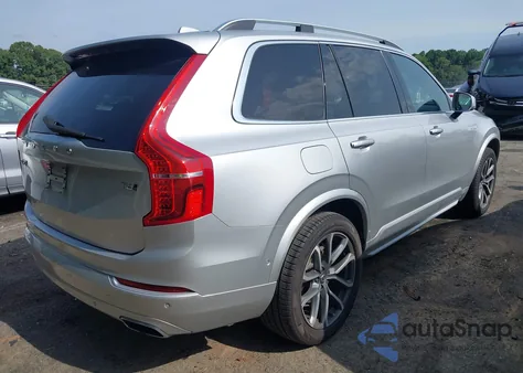 2017 Volvo Xc90 T6 Momentum z USA, uszkodzony, nr VIN YV4A22PK7H1157061